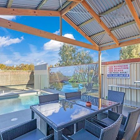 Golden River Motor Inn Moama Eksteriør bilde