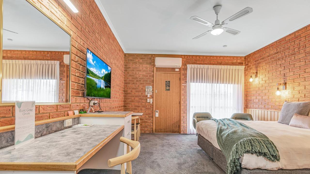 Golden River Motor Inn Moama Eksteriør bilde