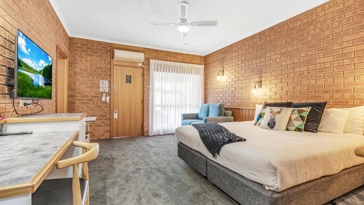 Golden River Motor Inn Moama Eksteriør bilde