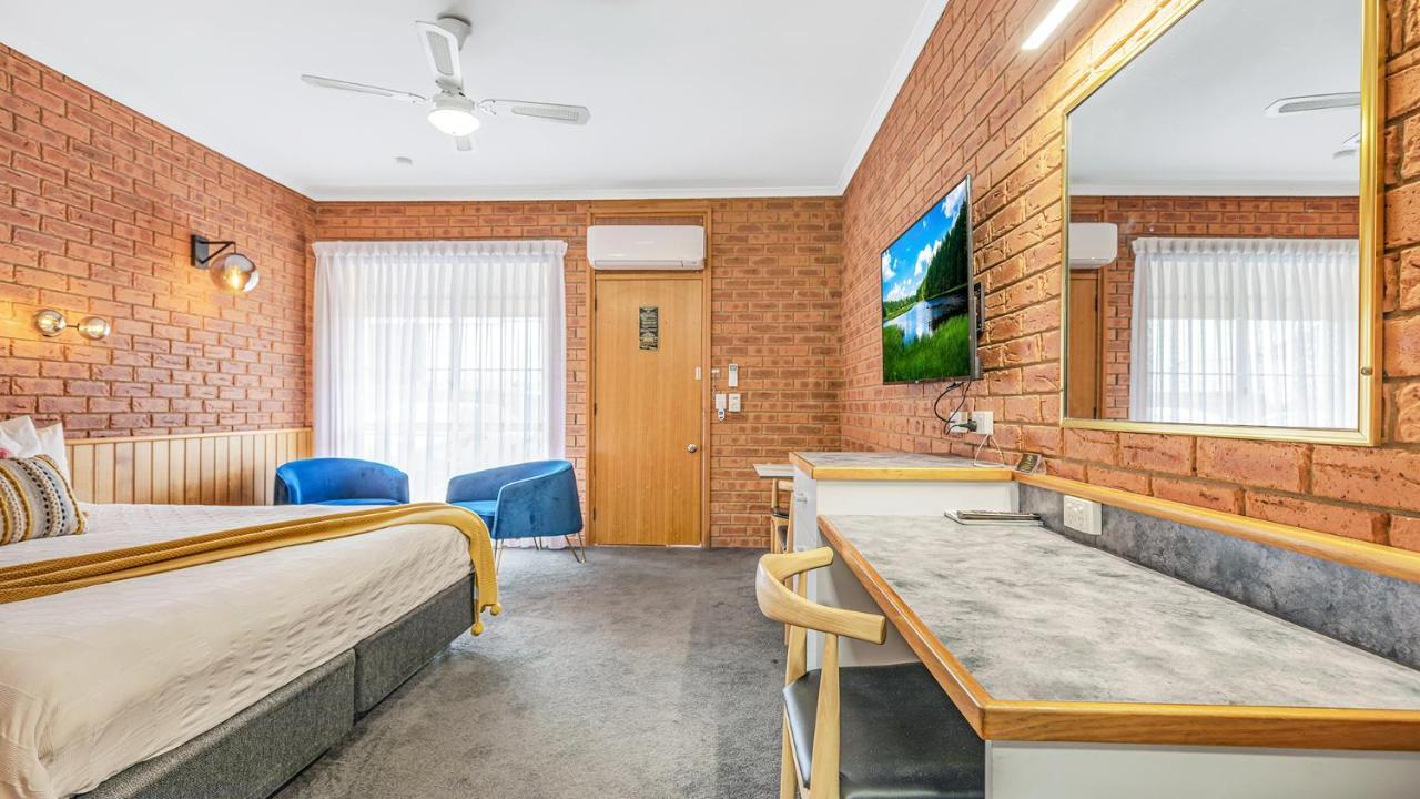 Golden River Motor Inn Moama Eksteriør bilde