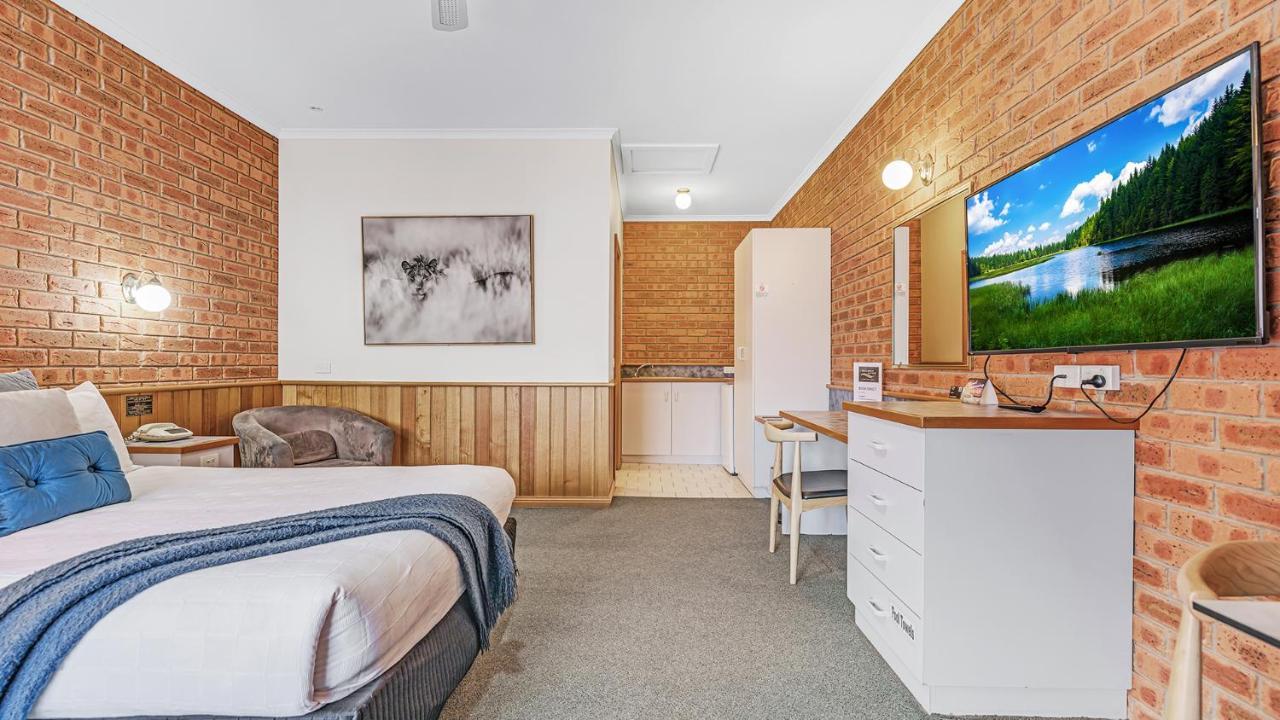 Golden River Motor Inn Moama Eksteriør bilde